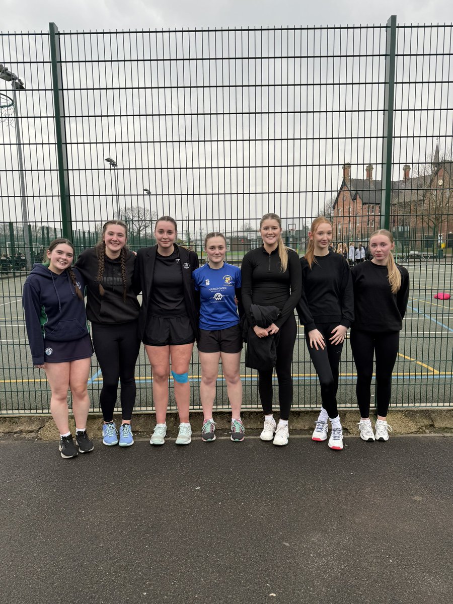 Our 6th form netball team travelled to Cheadle Hulme for this weeks netball match. 
An evenly matched game but our girls managed to pull away in the final quarter and win 37-29. 
A big shoutout to our deputy Head Girl Sarah Pearson who made her netball debut today! 
POM Scarlett