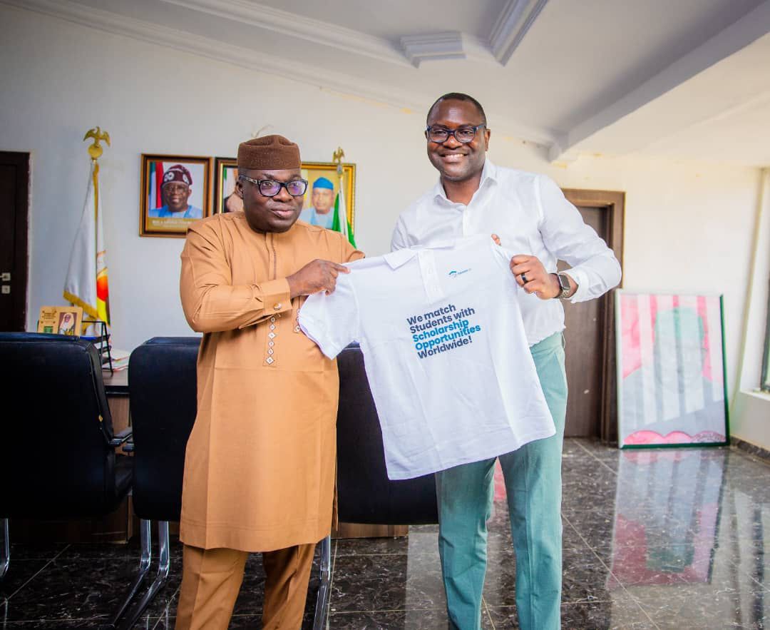 OlaTheGreat__'s tweet photo. I had the honour of accompanying Dr. Olumuyiwa Igbalajobi @olumuyiwaayo , the Founder/CEO of @Scholarshipscaf  on a courtesy visit to the Speaker of the Ekiti State House of Assembly, Rt. Hon. Adeoye Stephen Aribasoye on Monday, 10th of February. https://t.co/jAWcPSIzxq