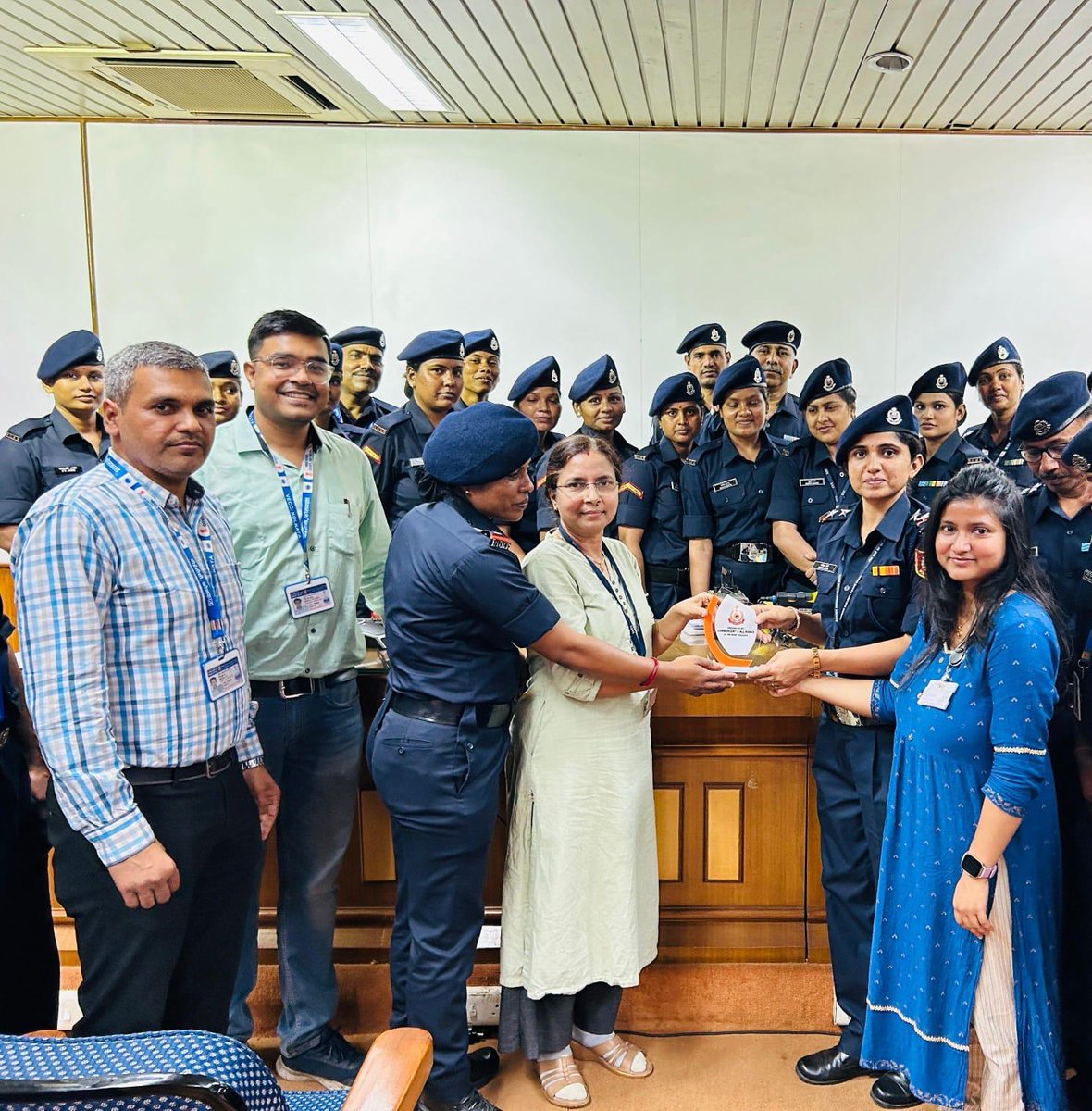 02ndrf's tweet photo. Empowering women in disaster response

NDRF @2ndrf newly inducted rescuers including mahila rescuers immersed in hands-on radiation safety training at @VECC Kolkata, as part of collaborative efforts between #NDRF &amp; #VECC to enhance India's disaster resilience.

#RadiationSafety https://t.co/BtmqKL3HhP