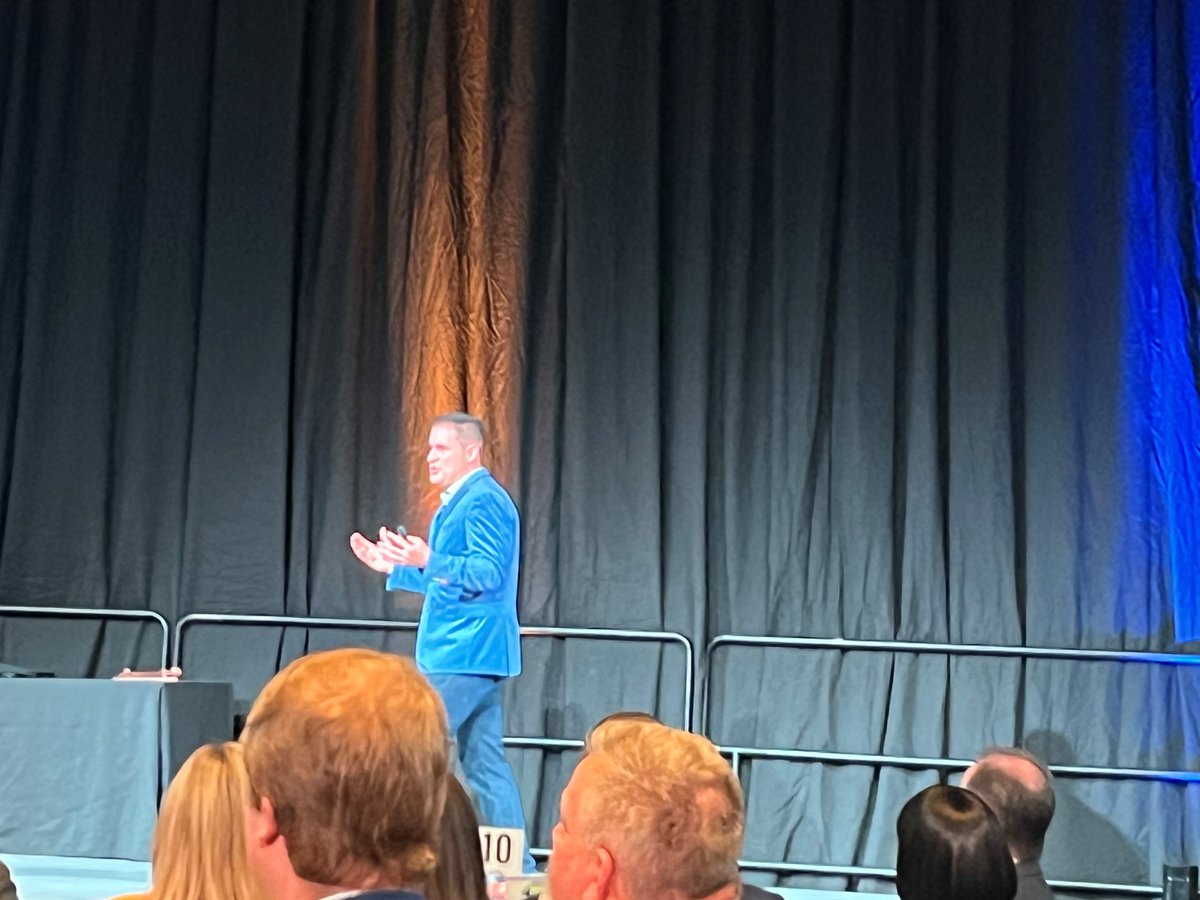 TeledyneBrown's tweet photo. Our TBE team had the distinct honor of attending the 
@huntsvillealcoc Annual Membership Meeting. This year's speaker, Paul Zikopolous, imparted profound insights on capitalizing on existing opportunities for growth.
#HMCC #HuntsvilleAlabama #TBE #EverywhereYouLook https://t.co/LI3vzzvaXt
