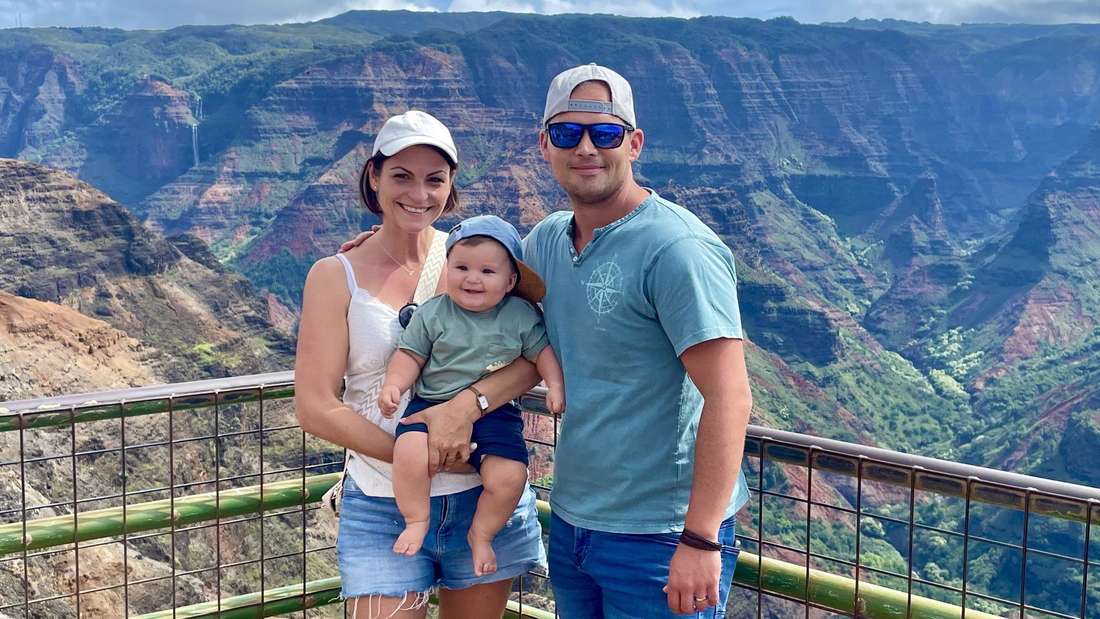 Das "Travel-Baby" aus Essingen. Simone und Thomas Schweier betreiben ein mobiles Reisebüro und reisen mit ihren Kindern um die Welt. 👶
➡️ow.ly/Kqt150UYsg2