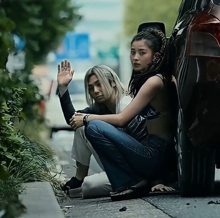 yukikun216's tweet image. All I know is that a lot of people will be v disappointed if Kuina and Chishiya do not appear in the third season of Alice in Borderland. I mean, they are two of the most loved characters in the series, so I hope Netflix will still have them reprise their roles. ♡