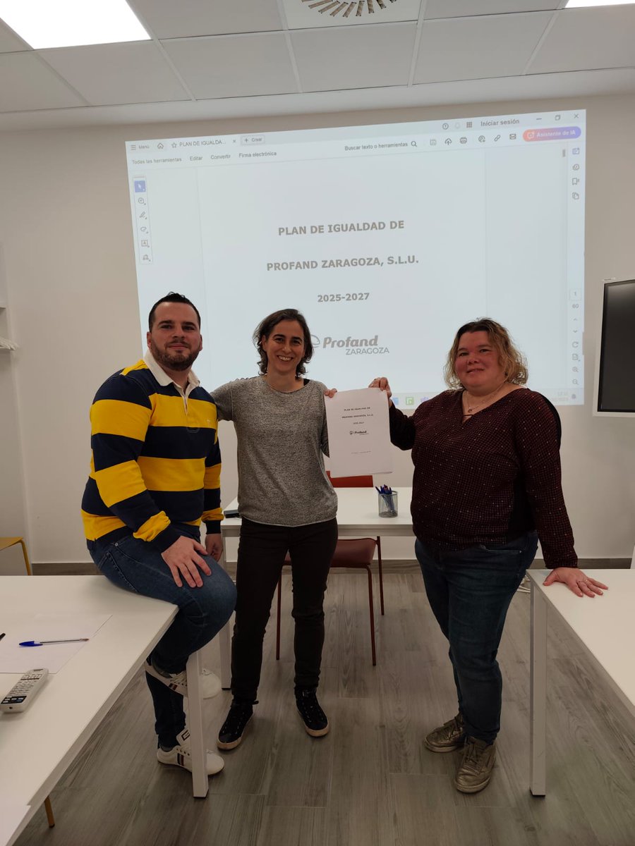 ✍🏼 Hoy se ha firmado el Plan de Igualdad de Profand. CCOO lider de  la negociación ha conseguido sustanciales mejoras para la plantilla.
‼️69 medidas que se aplicarán hasta el 2027 para alcanzar la igualdad real entre mujeres y hombres