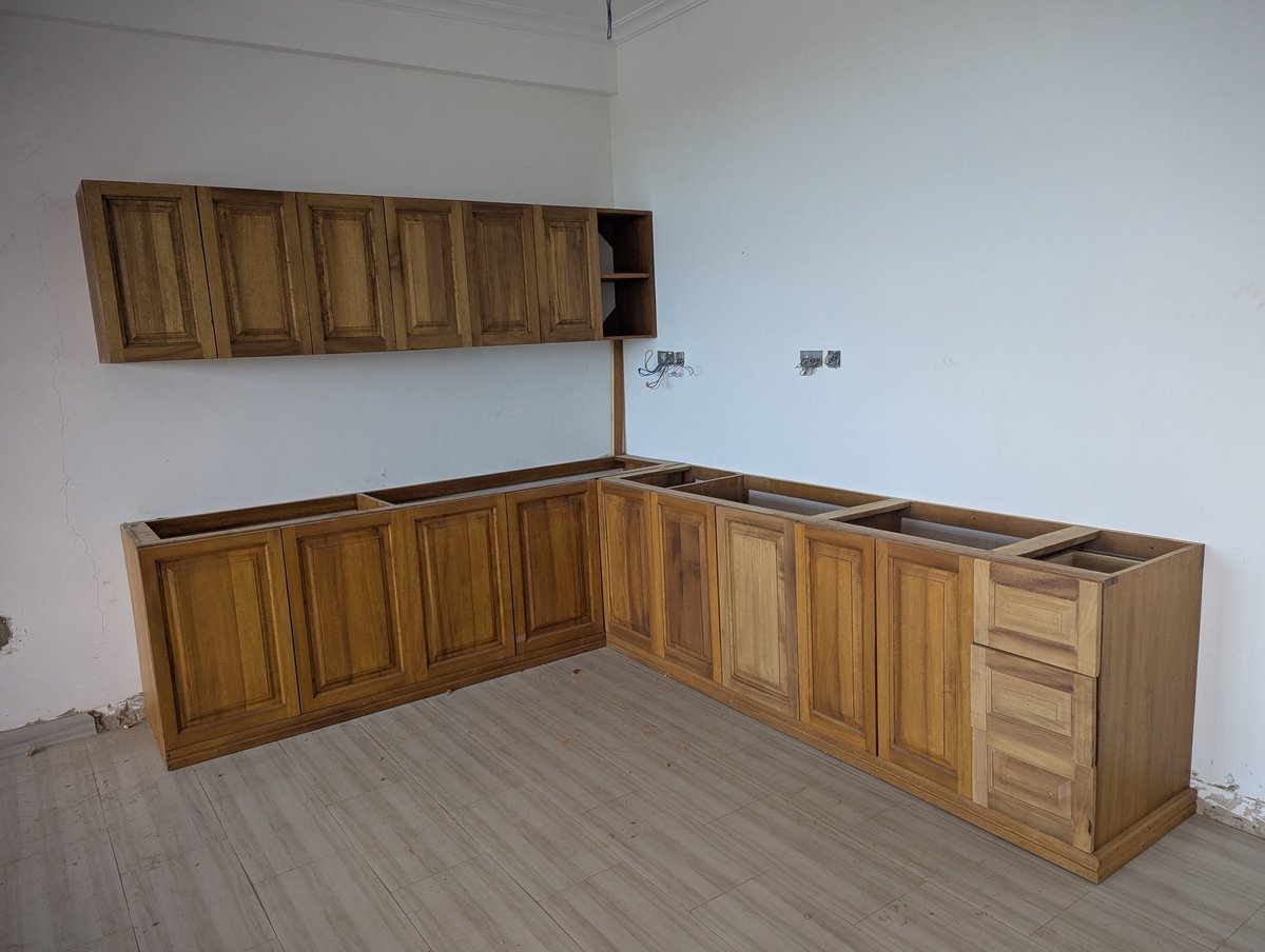 DISF2021's tweet image. #kitchensetup ✨