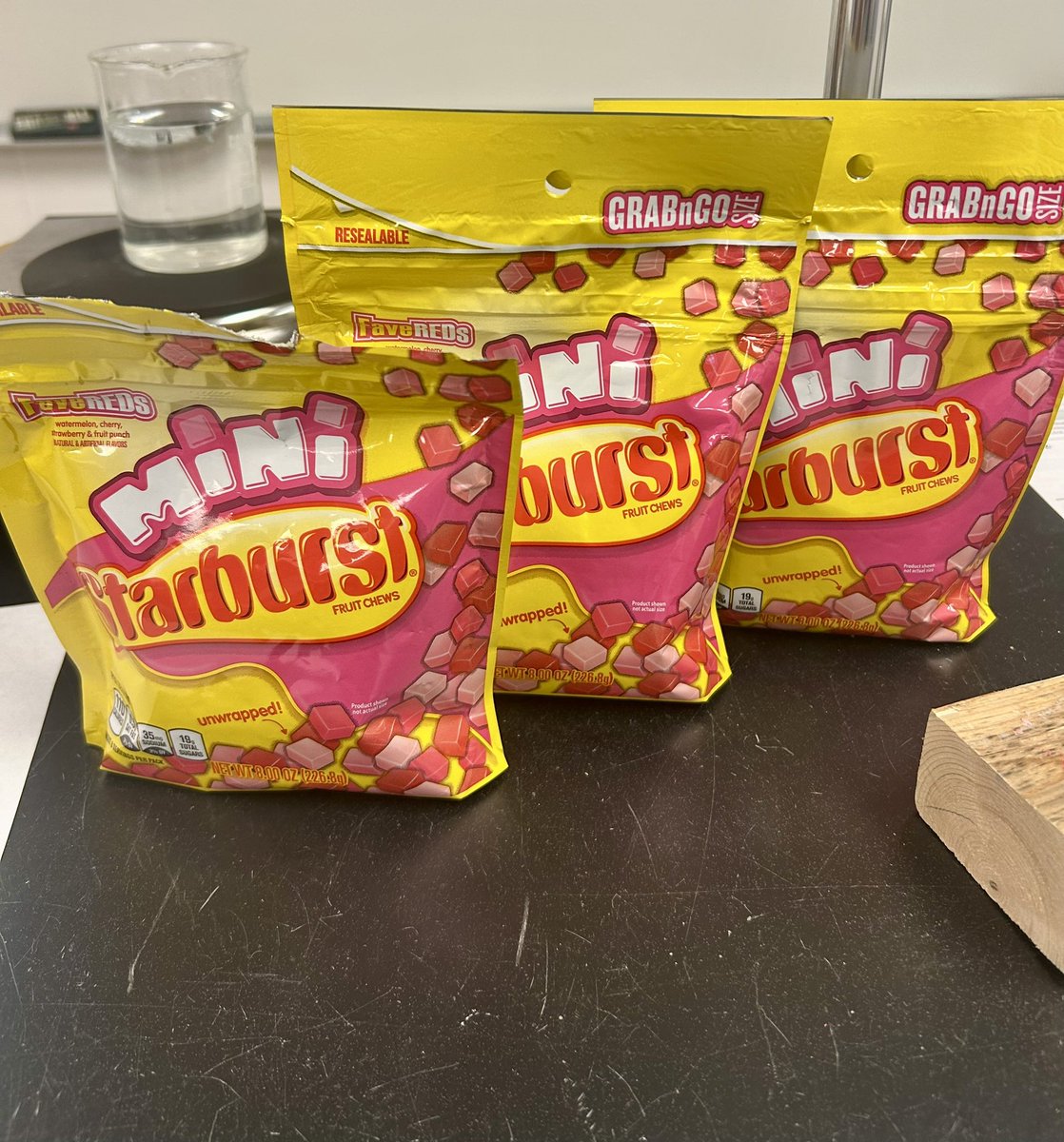 Science_MissRod's tweet photo. 7th graders rocked their understanding of the rock cycle with a sweet hands-on lab! They modeled how rocks change through different natural processes. Science is sweeter when it's interactive!
#MUSOE #MUEdD #InquiryLearning @DrGeorge_MU @MUSOEleadership @MUschoolofEduca https://t.co/4sC6m1ESOA