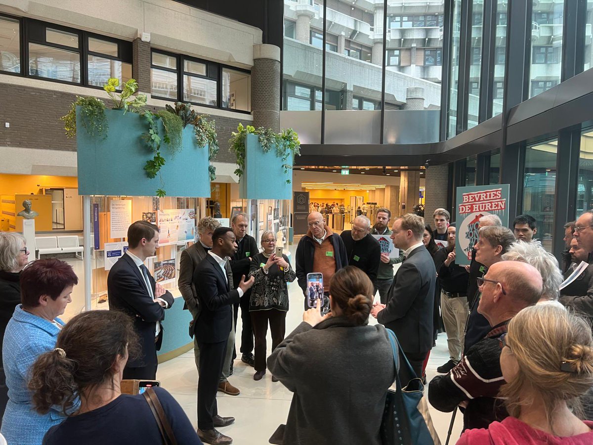 Vandaag debatteert de Tweede Kamer over de resultaten van de Woontop en de huurstijgingen. Veel mensen maken zich - terecht - grote zorgen over wat de huurstijgingen voor hun portemonnee gaan betekenen. 

Voor het debat ging ik met hen in gesprek <a href="/Woonbond/">Woonbond</a>