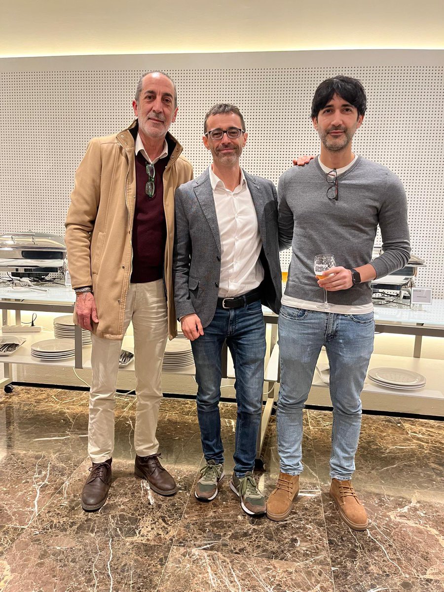 Bahía de Letras tweet media