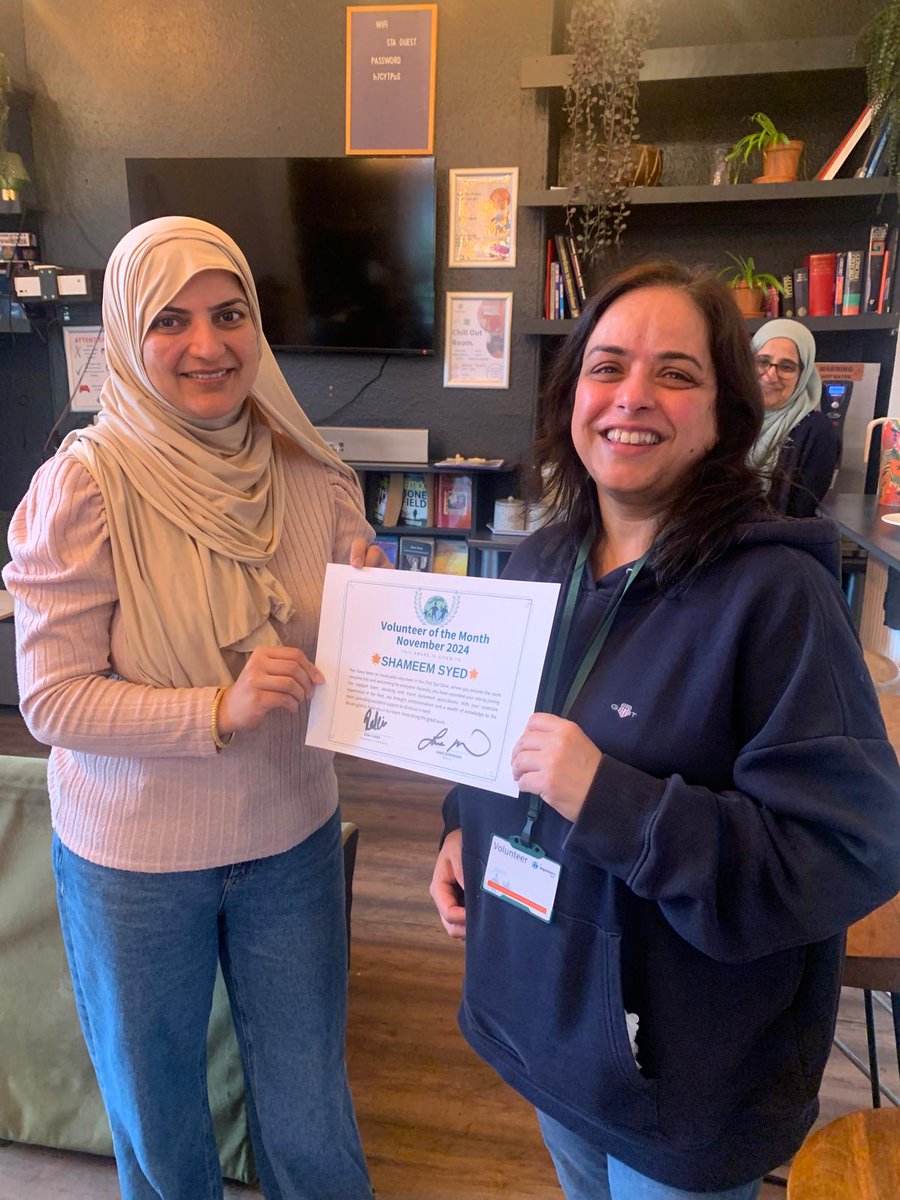 It was lovely to give Shameem her #volunteerofthemonth certificate last week ☺

Our volunteers are the cogs that keep the centre going. Thank you Shameem, for all your efforts and generosity. ♥

Thanks to <a href="/Calderdale/">Calderdale Council</a> and <a href="/CalderdaleFound/">Community Foundation for Calderdale</a> for funding our volunteer programme.