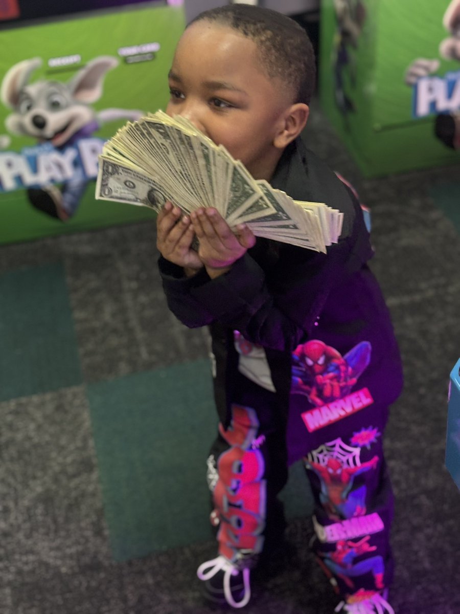 itsmainymilaaa's tweet photo. Happy 4th birthday too my son 🥰 I love yu pop 💥💯💕🤞🏾 https://t.co/m2pJ1gopBp