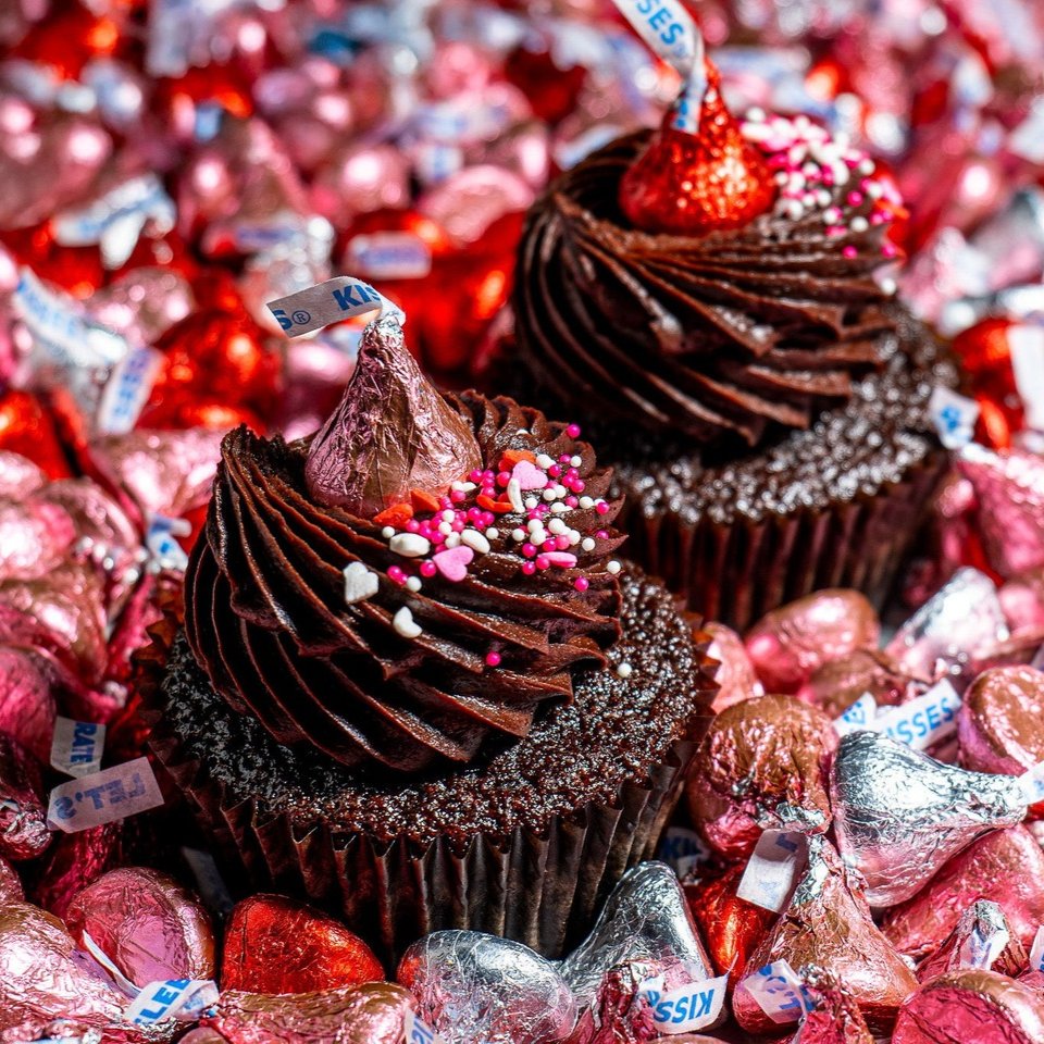 Cupcakin' Bake Shop tweet media