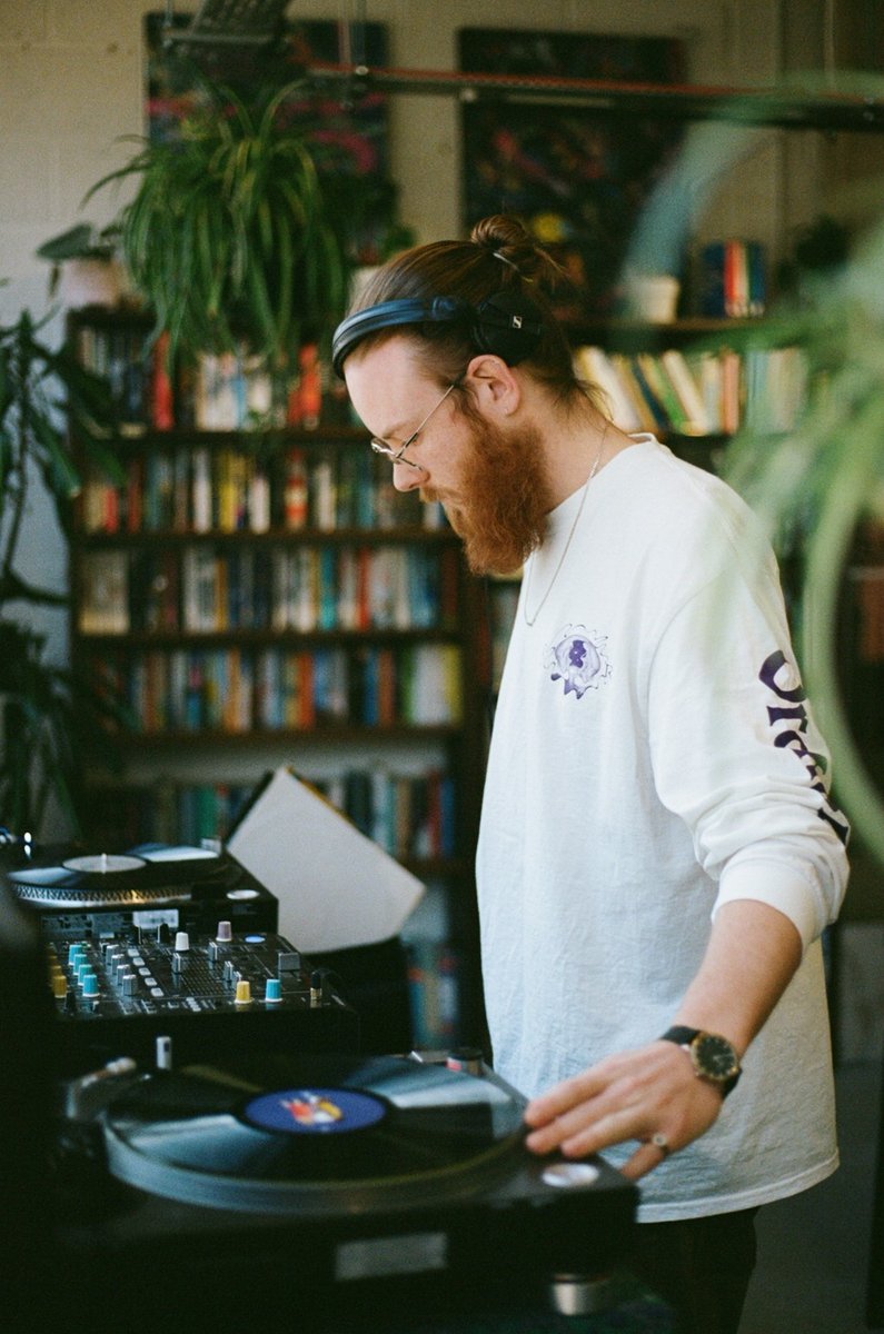 How do vinyl records stay in shape? They do “spin” classes!

However, if you take your LP collection seriously, here's a note for your diary

Time: March 22, 2-7pm
Place: Jumbi, SE15 
Event: Together in Vinyl. The Crisis Record Fair with <a href="/voices__radio/">Voices</a>. 

ra.co/events/2094128