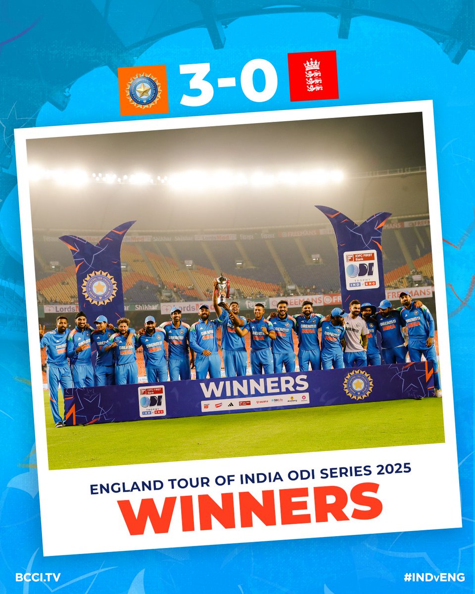 BCCI's tweet photo. Winners are grinners 😃😃

#TeamIndia #INDvENG https://t.co/xNa72K5WAh