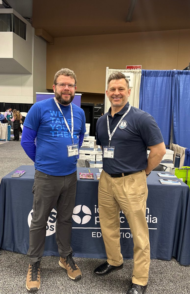 JCESC_VLA's tweet image. It was great meeting up with Michael Edelman, Dir of Edrom #Ideastream Public Media at @OhioEdTech !
VLA collaborates with the Ideastream Public Media group that puts out a newscast which VLA uses for our weekly #CurrentEvents course!

#jcesc #oetc25 #k12education #onlinelearning