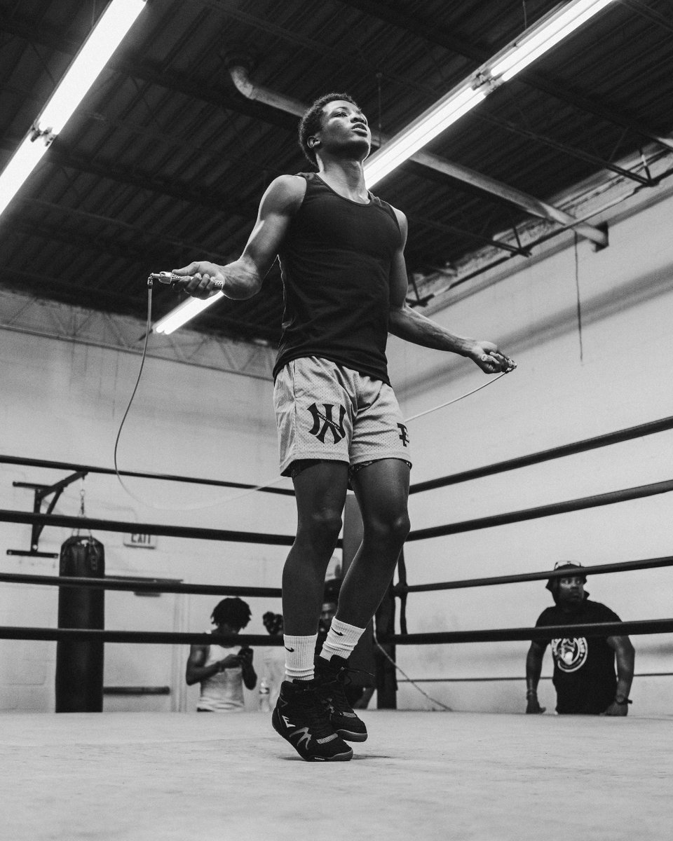 JalilHackett's tweet photo. Yβall jumpin on trends, Iβm jumpin rope ππ€
#FOR4π
#LLBABYMO π±β»οΈ
#LLSUALA π±β»οΈ https://t.co/XexGjB9GSv