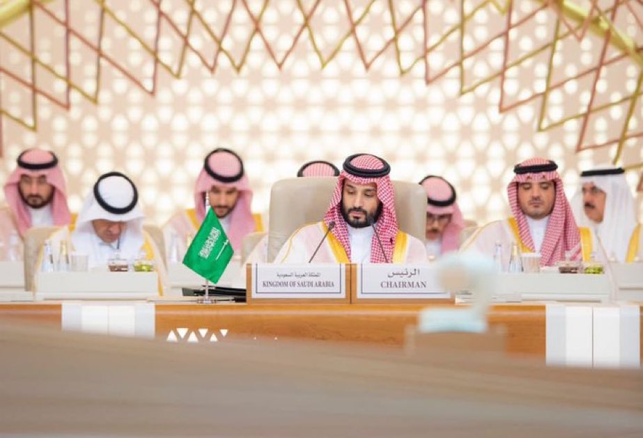 مصادر :

قمة خماسية برئاسة سموّ سيدي ولي العهد الأمير #محمد_بن_سلمان في المملكة العربية السعودية تجمع قادة السعودية والإمارات وقطر و #مصر و #الأردن لبحث مستجدات الأوضاع في غزة .