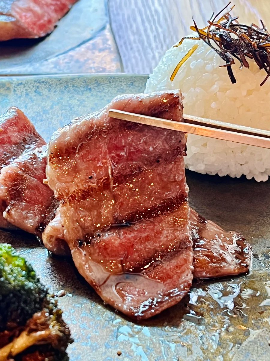 metthflix's tweet photo. Not a vegetarian https://t.co/4cOl7NWvAr