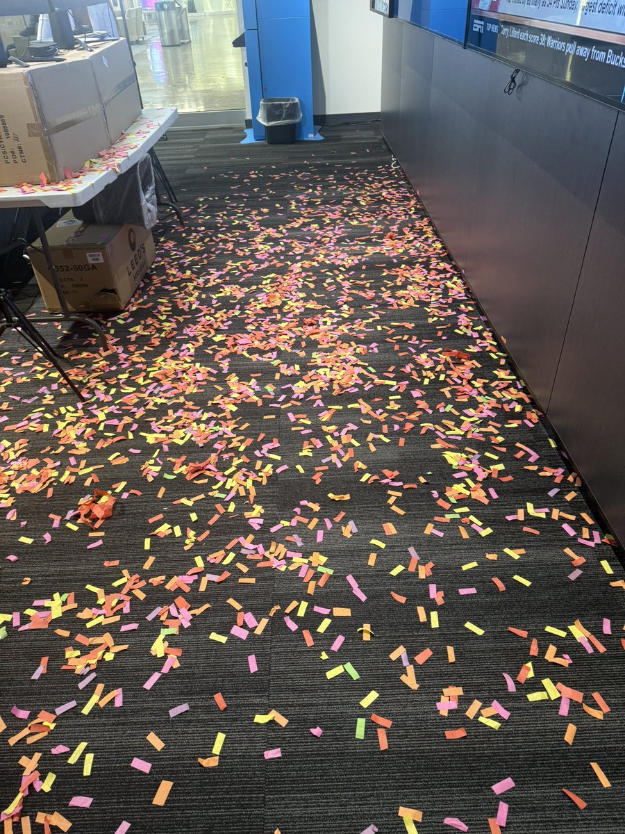 Team WFM had the honor of hosting the 2024 summit award call!! We are so excited to have so many winners from one location !! Not one,not two,not three, but FOUR!! Can’t say enough about these three guys drive!! <a href="/keroninc/">Keron Incarnato</a> <a href="/firas_smadi/">Firas Smadi</a> <a href="/TheNEStates/">Northeast States</a> <a href="/ChrisAcerra/">Chris Acerra</a> #Summit24 #Mexico