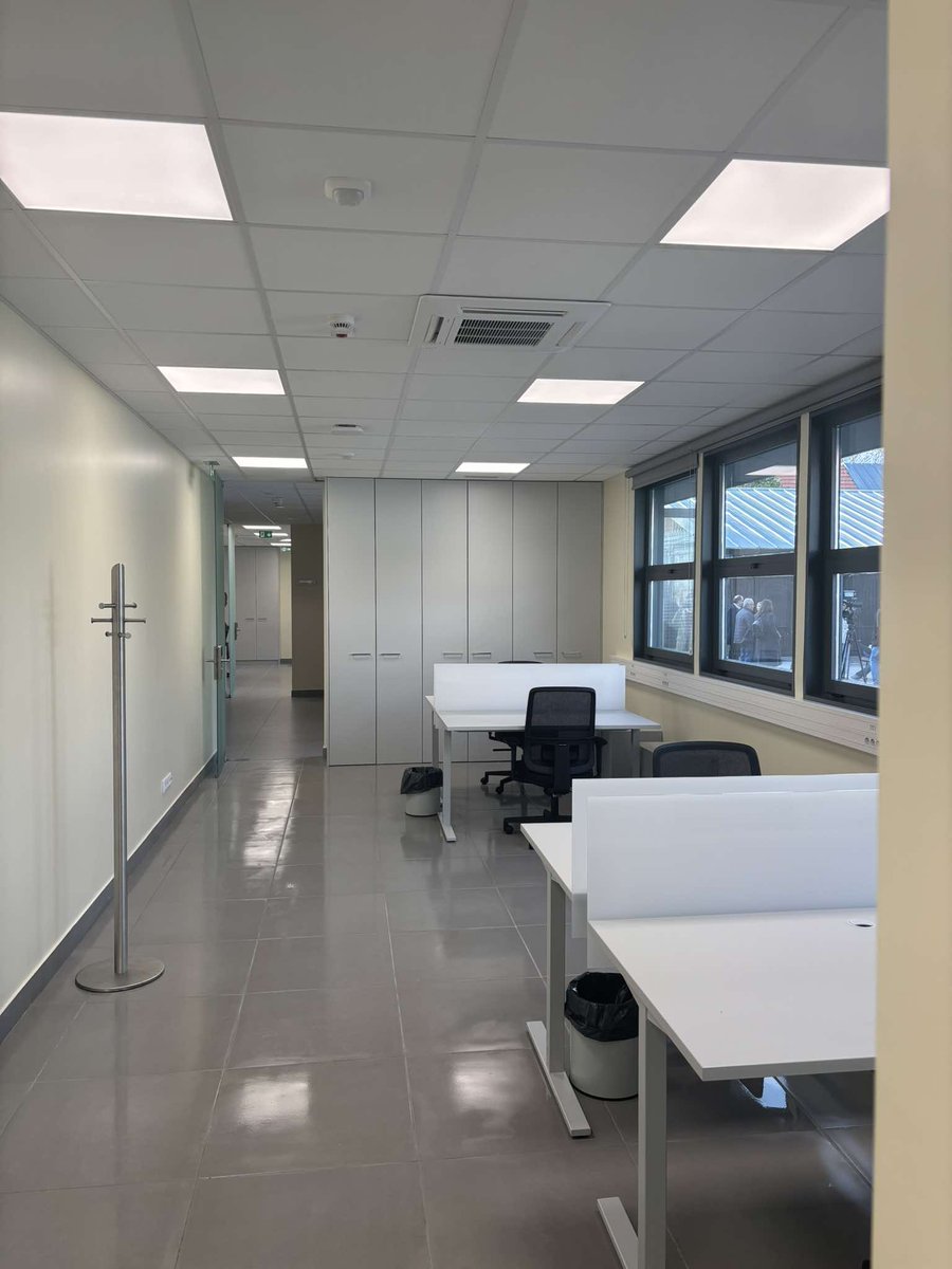 𝗖𝗲𝗻𝘁𝗿𝗼 𝗱𝗲 𝗜𝗻𝗼𝘃𝗮çã𝗼 𝗜𝗻𝗱𝘂𝘀𝘁𝗿𝗶𝗮𝗹 instalado na <a href="/UTAD_oficial/">UTAD</a> conta com laboratórios dedicados à Inteligência Artificial, Sensores Inteligentes e Cibersegurança. Será polo estratégico para investigação, transferência de tecnologia e modernização na região.