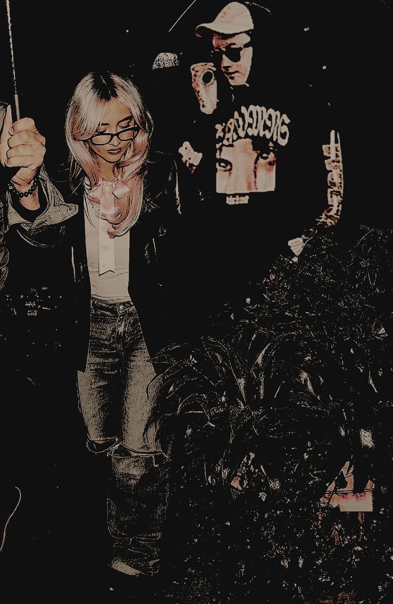 ⠀
⠀.: 𝘴𝘱𝘰𝘵𝘵𝘦𝘥 .ᐟ

pop sensation 𝐥𝐮𝐥𝐮 recently was seen leaving a restaurant with boyfriend 𝐞𝐳𝐫𝐚 𝐡𝐚𝐥𝐞, making it their first public appearance in weeks.
now, questions arise why the AMO frontman hasn't been attending the grammys, supporting the singer.
⠀