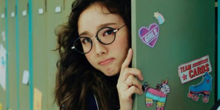 AboutMusicYT's tweet photo. TWICE has referenced 8 movies in the music video of 'What is Love?', including La La Land and The Princess Diaries. https://t.co/ShMNx0WRHz