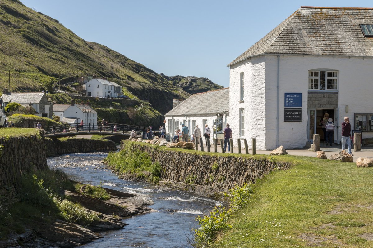 #WeAreHiring
Café staff team member at #Pentire (nr. Polzeath).
Find out more and apply on our jobs website bit.ly/42RN7z2
Holiday cottage cleaner between #Pentire and #Boscastle.
Find out more and apply on our jobs website bit.ly/41e2osE Closing date Sun 23 Feb