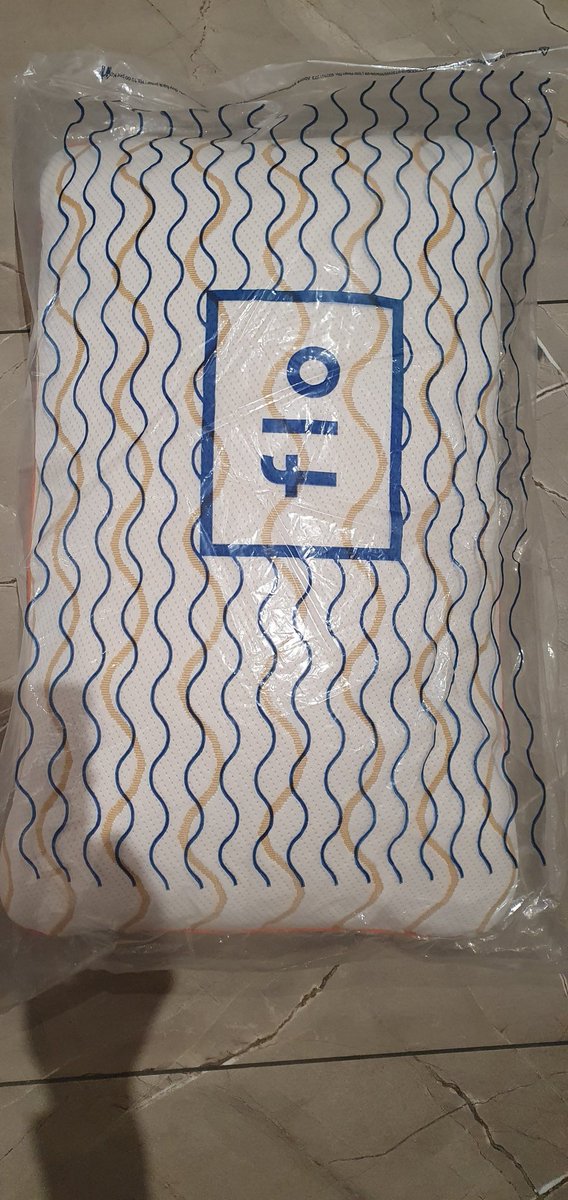 malabika6630's tweet photo. @flomattressin Flipkart fraud me. Duplicate product send me. Flipkart return policy not excepted. Why flipkart return option show. I want to exchange/return it. https://t.co/ydBvyBgGgl