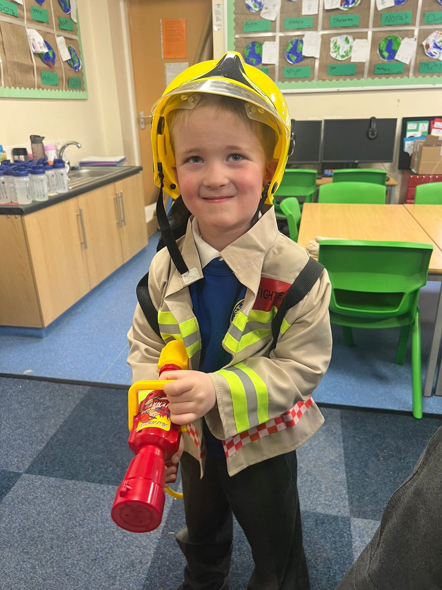 Last week we were lucky to have a special visitor! Arthur’s Dad, Dean, came in to talk to us about his job as a firefighter, he brought his uniform to show us how it protects him from fires and how he helps people. I think we have some future firefighters in the making here!