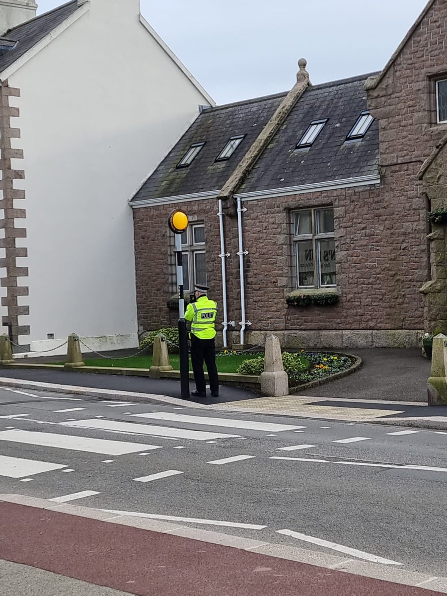 St John's Community Police Officer tweet media