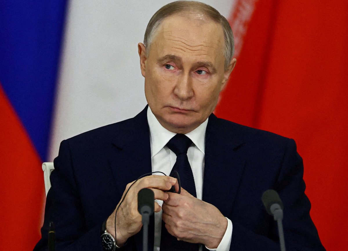 JUST IN: 🇺🇸🇷🇺 President Trump says he and Russia's Putin agreed to visit each other's nations and "start negotiations immediately."