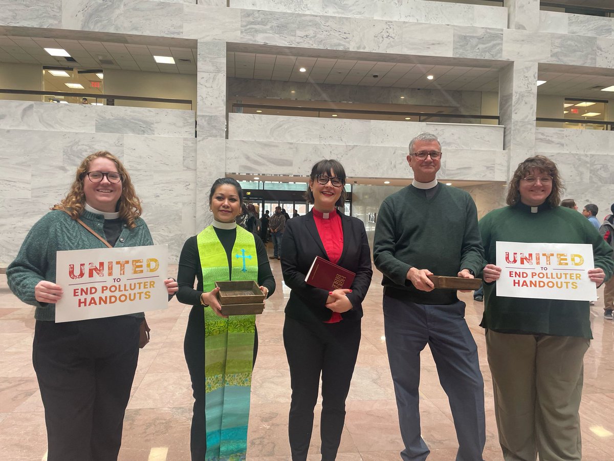 GreenFaith team members are in DC today speaking w/ our reps abt the $20 billion handouts to the fossil fuel industry &amp; to help launch the United to End Polluter Handouts campaign at a press conference w/ Rep <a href="/IlhanMN/">Ilhan Omar</a> &amp; Sen <a href="/EdMarkey/">Ed Markey</a> 
#endpolluterhandouts
endpolluterhandouts.org