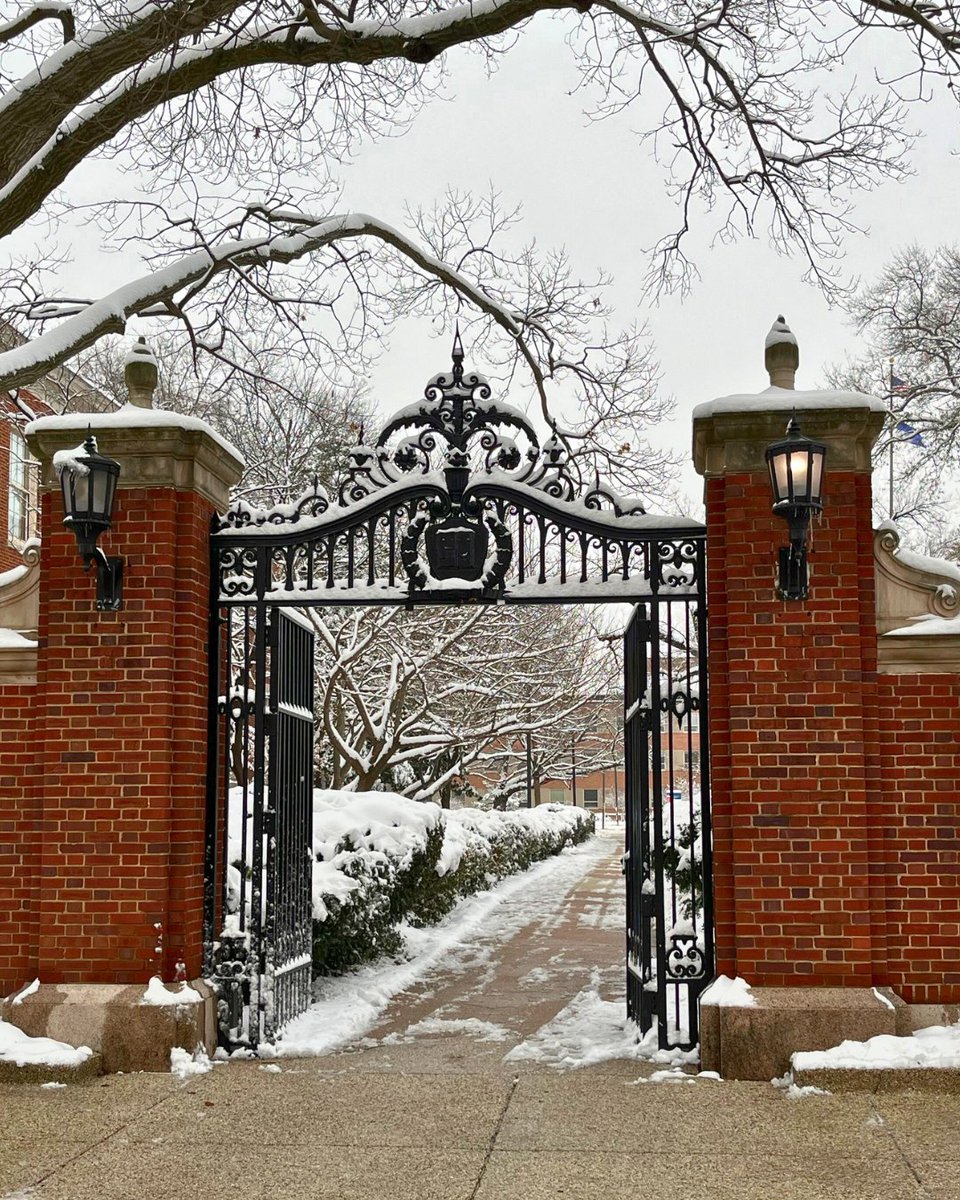 HowardU's tweet image. Howard, the winter wonderland ❄️