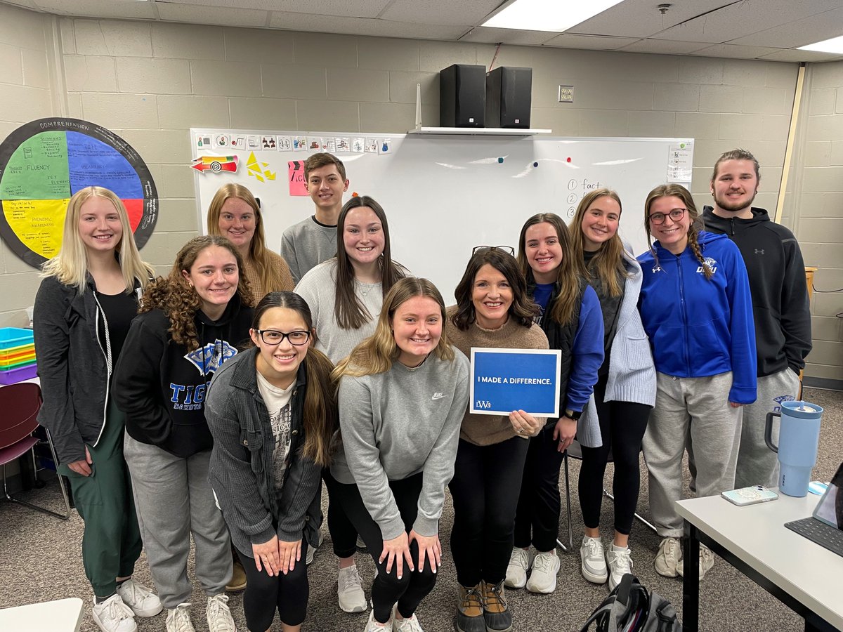 DakotaWesleyan's tweet image. Congratulations to Mindy Childs, assistant professor of education, on receiving a DWU Difference Maker Award for developing a successful peer mentoring program within the DWU education department. Thank you for making a difference. #BleedBlue #DWUdifferent #DifferenceMaker