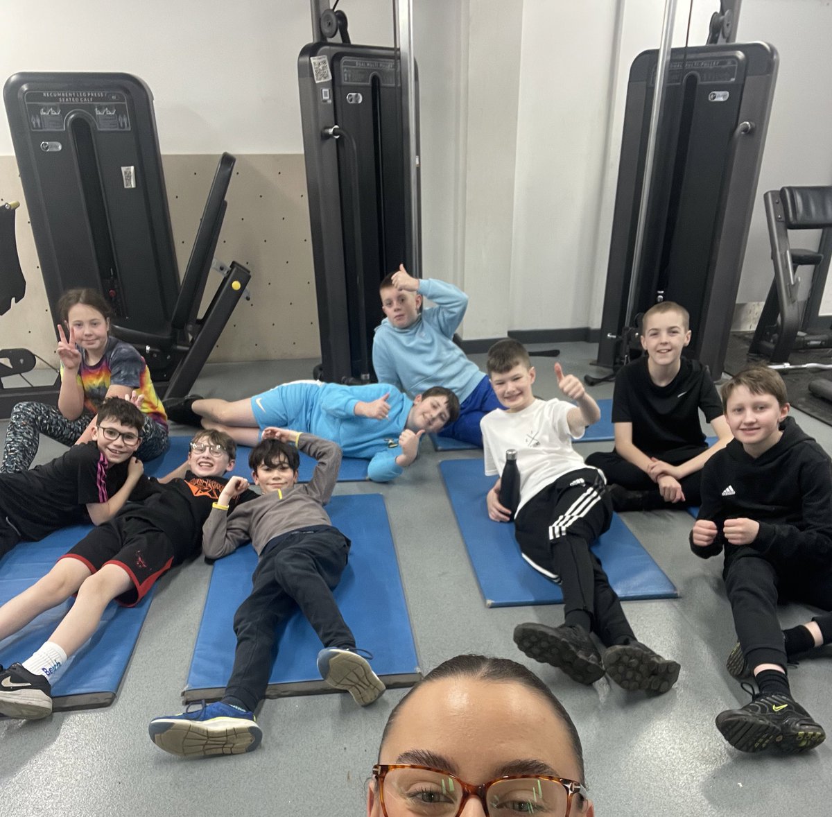 My fav morning of the week! We finished breakfast club this morning with an ab circuit after training upper body💪🏽⭐️