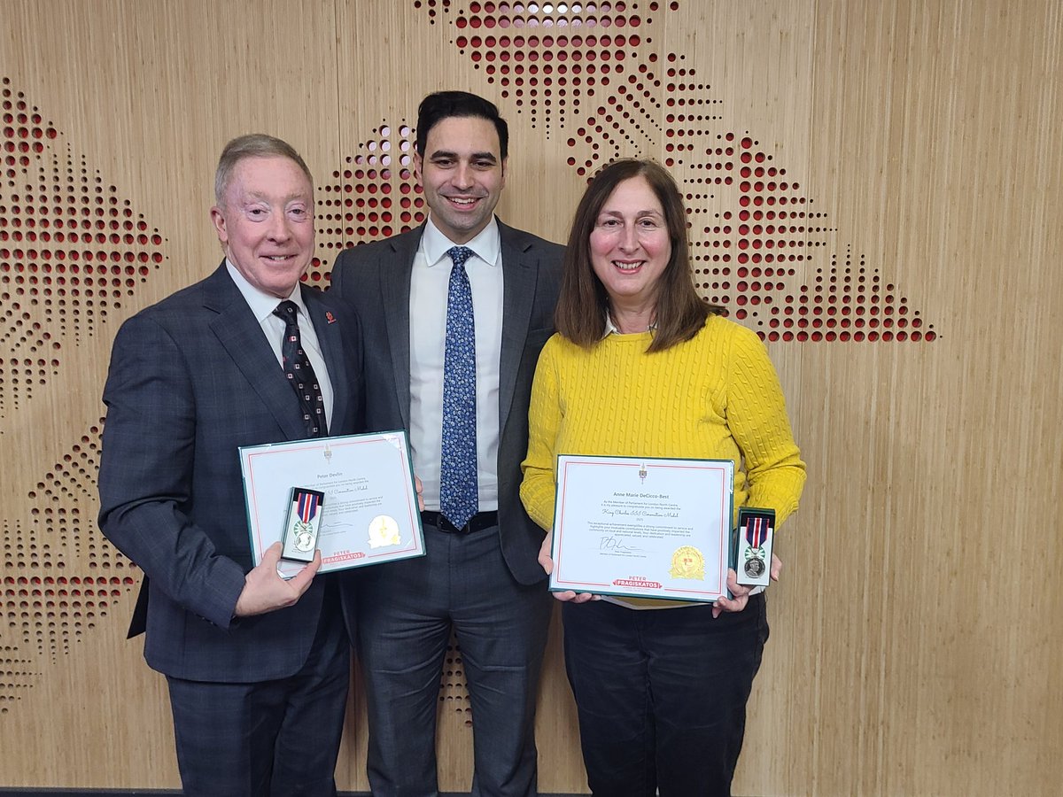 A M DeCicco-Best tweet media