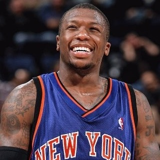 He played for 11 years in the NBA, with a condition that should have killed him.

Team doctors BEGGED him to stop playing.

His response? He told them to stop testing him...

Here's is why Nate Robinson was secretly the toughest player in NBA history: 🧵