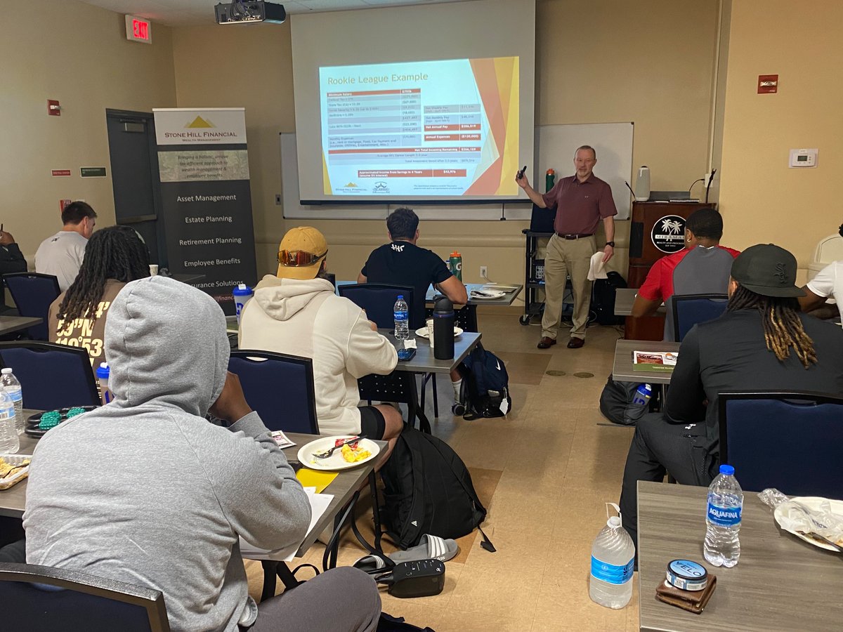 StoneHillNJ's tweet photo. Big thanks to @TEST_Football  Academy for having us at its Florida training center last week and to all the athletes who showed up ready to learn! 💡💰 

Remember, the decisions you make today will shape your future! Take control of your finances and put in place strategies for long-term wealth and security.  🏈💪 

#stonehillfinancial #wealthmanagement #financialliteracy #financialplanning #professionalathlete #sportsandentertainment #NFL