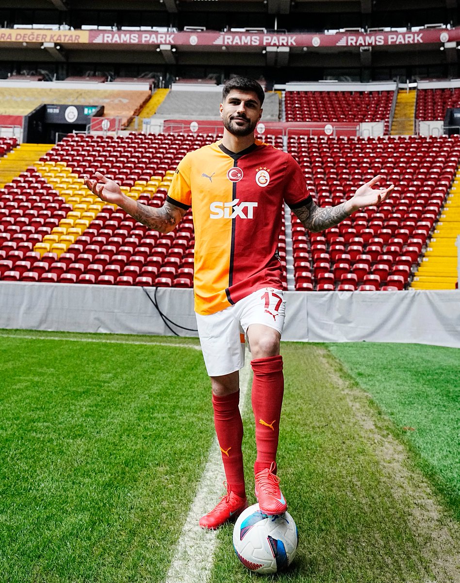 GalatasaraySK's tweet photo. 🤷🏻‍♂️ 😅 https://t.co/XJk2U5C5JT