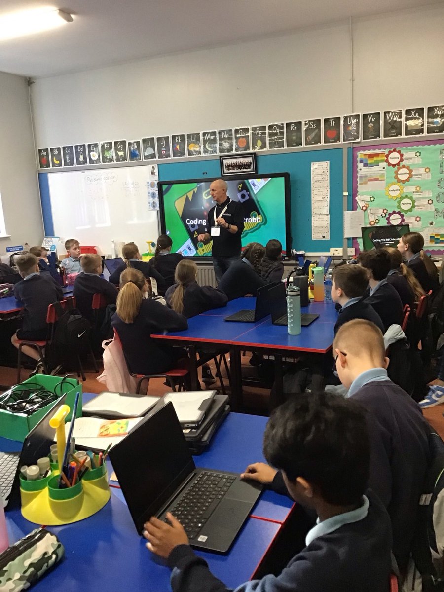 Year 7 loved learning more about using Microbits to programme and code, building on learning in previous weeks- and years! Thank you to <a href="/SentinusNI/">Sentinus</a> for teaching and inspiring us once again🙌
#picoftheweek📸
#wecarewesharewelearn💙💚