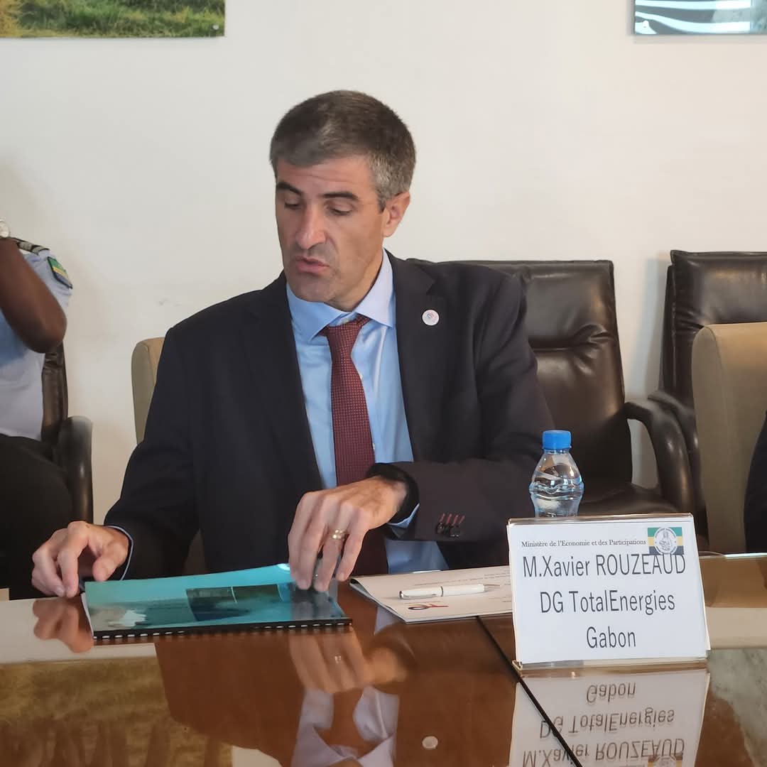Le Ministre de l'Économie et des Participations, Monsieur Mark-Alexandre DOUMBA, a reçu en audience, ce mardi 11 février 2025, une délégation de TotalEnergies Gabon conduite par son Directeur Général, Monsieur Xavier ROUZEAUD.  #Gabon

Lire plus : urlr.me/72RaA4