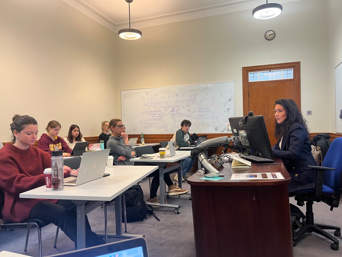 lizzypearson's tweet photo. Brilliant to have @VirginiaComolli  from @GI_TOC talk about the Pacific region and transnational organised crime for our Terrorism Studies MSc students today! What a fantastic resource the OC index (TOC database) is for their next assignment.. 

https://t.co/HBnYnayLNp https://t.co/RMCYLBInBE