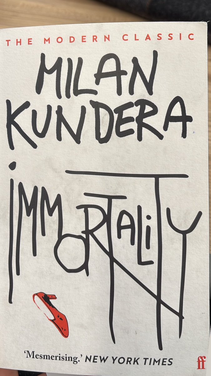 PiliDevoto's tweet photo. Es una obra de arte, increíble. Me encanta que Kundera sea un personaje en su propio libro. Me encanta que sea tan difícil de explicar de qué se trata. Me encanta haber aprendido varias cosas y me encanta que, desde que terminé de leerlo, lo recuerdo muy seguido. https://t.co/ubdeW3UFEt