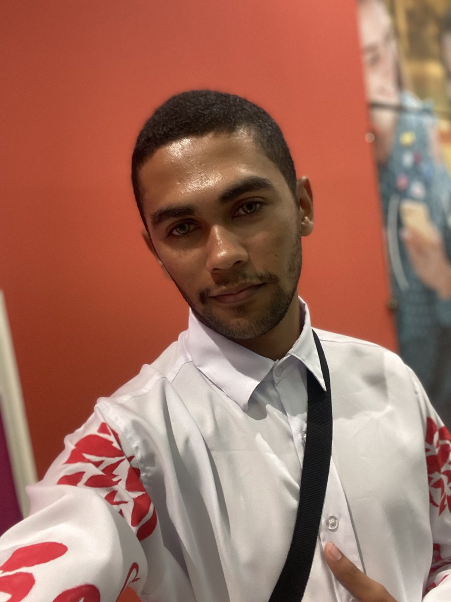Jamison81894230's tweet photo. O meu queridinho cosplay de LuciFer (Luciano principalmente pela lente amarela)
1º da vida e o que mais me orgulha por toda customização que fiz🥰
#DesafioParanormal @jamboeditora https://t.co/17y7sYw3II