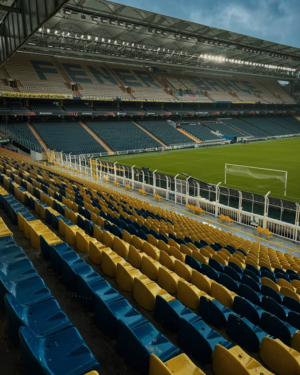 The stage is set. 🏟️

#UEL #FBvAND