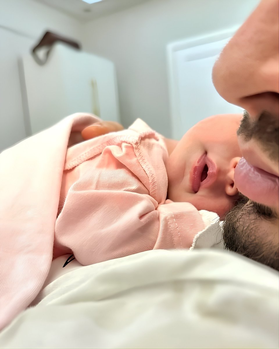 Baby's (@cuddleecute) on Twitter photo 