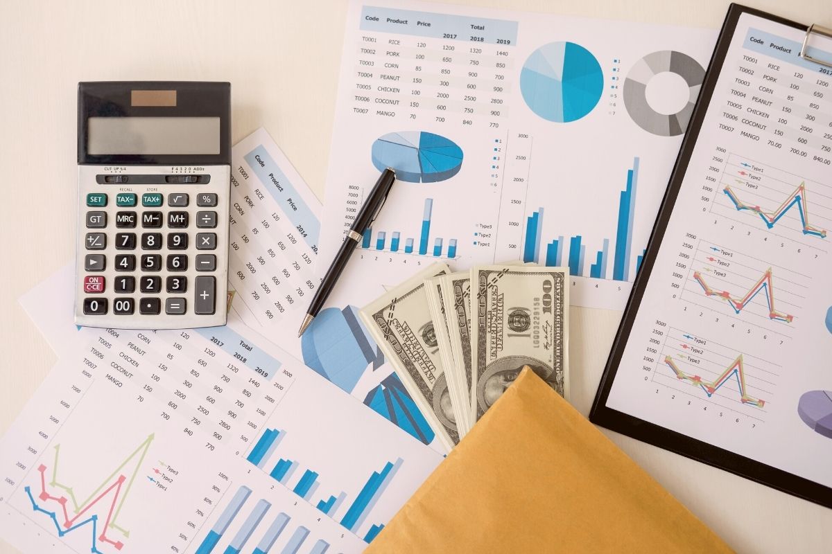 Find out the important dates, deadlines, and upcoming changes to legislation that you need to know if you're a small business owner or self-employed, from employment law to tax and VAT: bit.ly/40XtVgK
