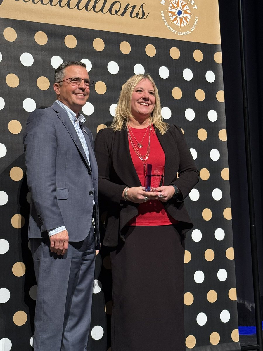 Jason Herrera (@jayxherrera) on Twitter photo Congratulations to <a href="/ikeneisd/">Ike MS NEISD</a> Trinity Prize Recipient, Mrs. Kim Woods! What an amazing teacher we have and hopefully for 30 more years! Congratulations to <a href="/ikeneisd/">Ike MS NEISD</a> Trinity Prize Recipient, Mrs. Kim Woods! What an amazing teacher we have and hopefully for 30 more years!