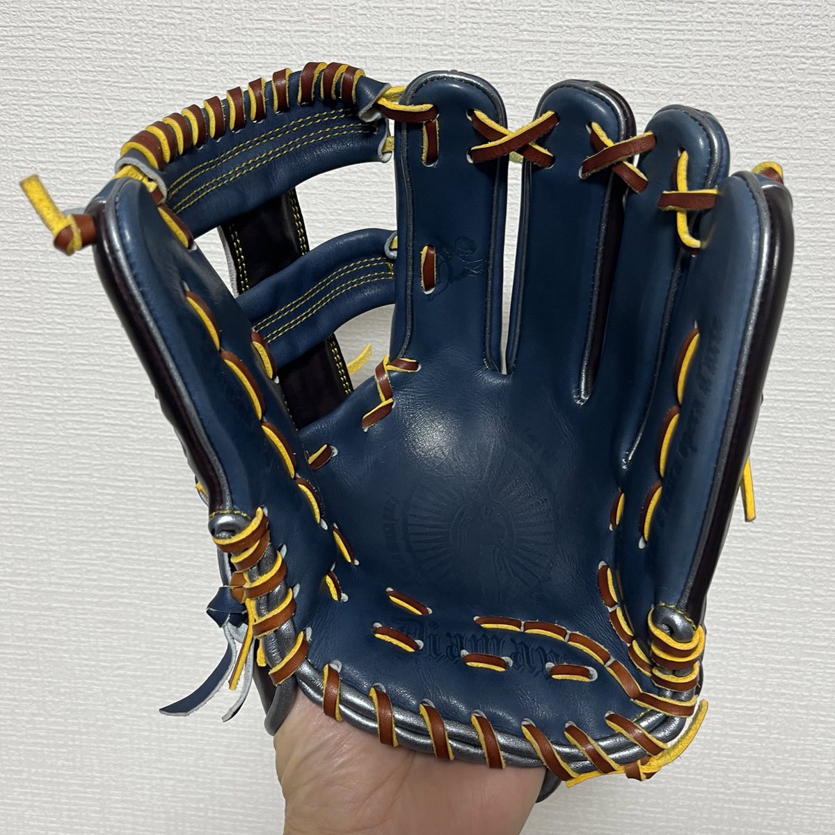 MYBB_Glove's tweet photo. #Day413
おはようございます、やっと週の折り返しです🤣
木金土の残り3日間を怪我なく穏やかに過ごしたいですが、そんなに甘くはないと覚悟をしています😅
1つずつ処理していくしかない訳でやるっきゃないんです💪
#前を向く https://t.co/EzupV6peRF