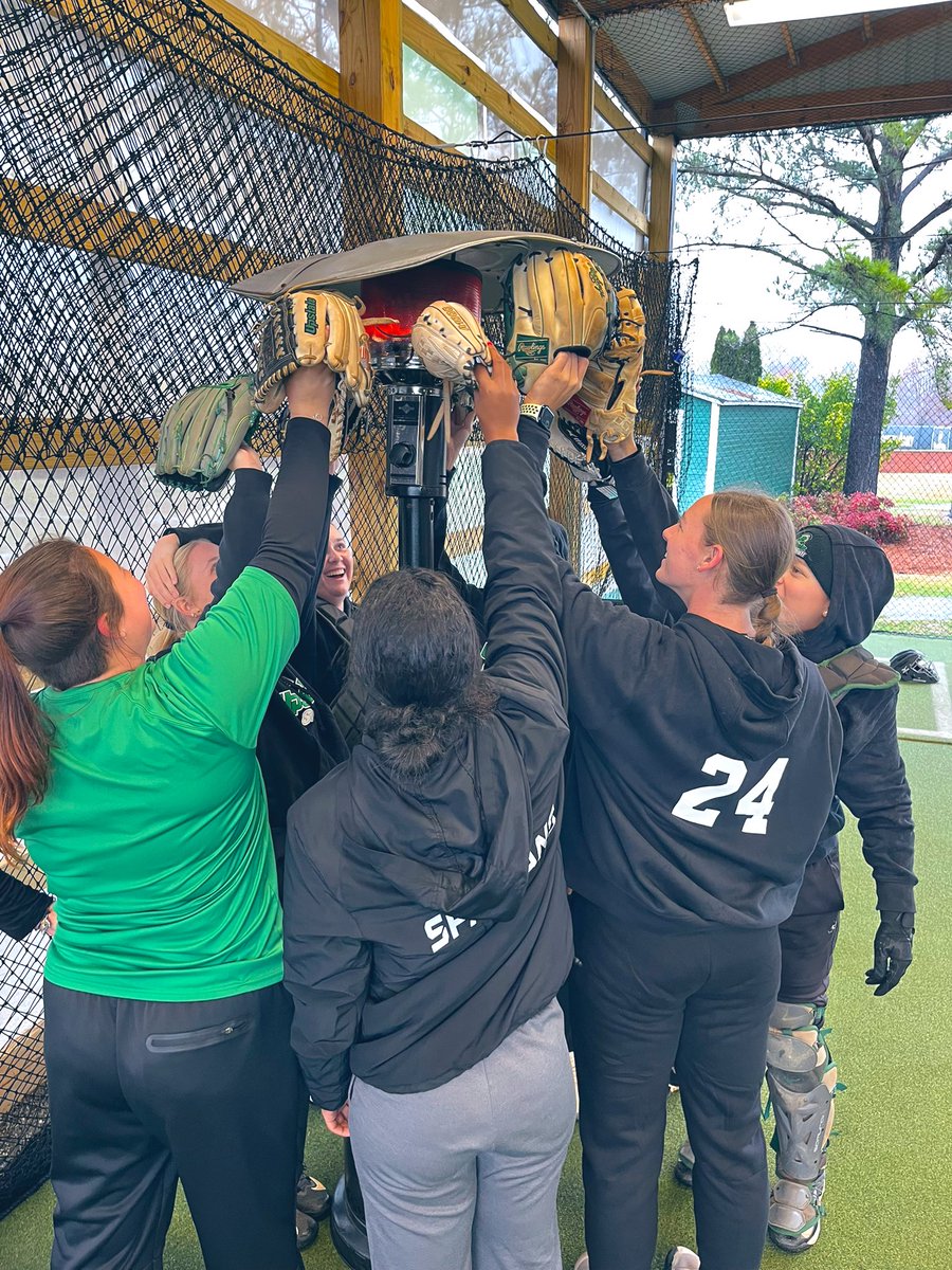 Tonya Medders tweet media