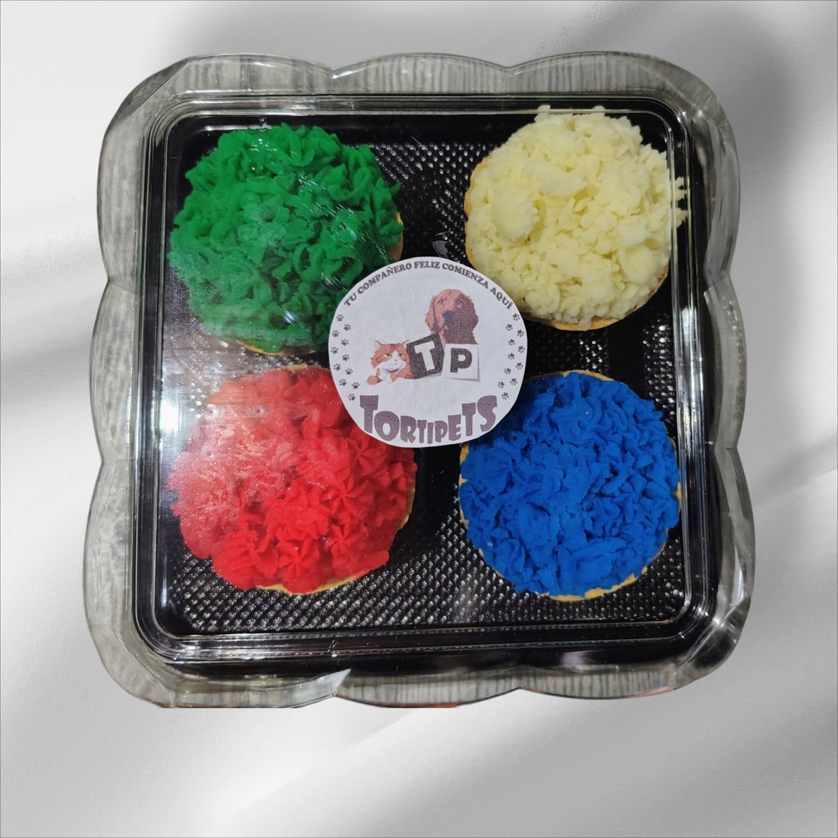 ¿Quieres ganar una caja de muffins de tu elección para tu peludito? 
1️⃣ Sigue nuestra cuenta 
2️⃣ Dale 🔄 y ❤️
3️⃣ Postea una foto de tu peludito con el hashtag #TortiPets