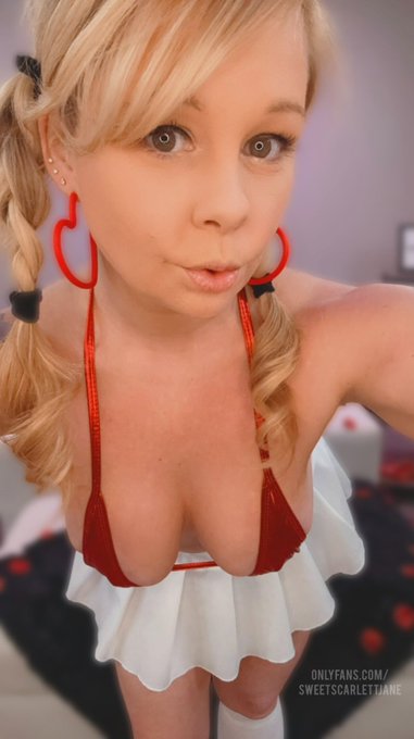 SweetScarlett_J